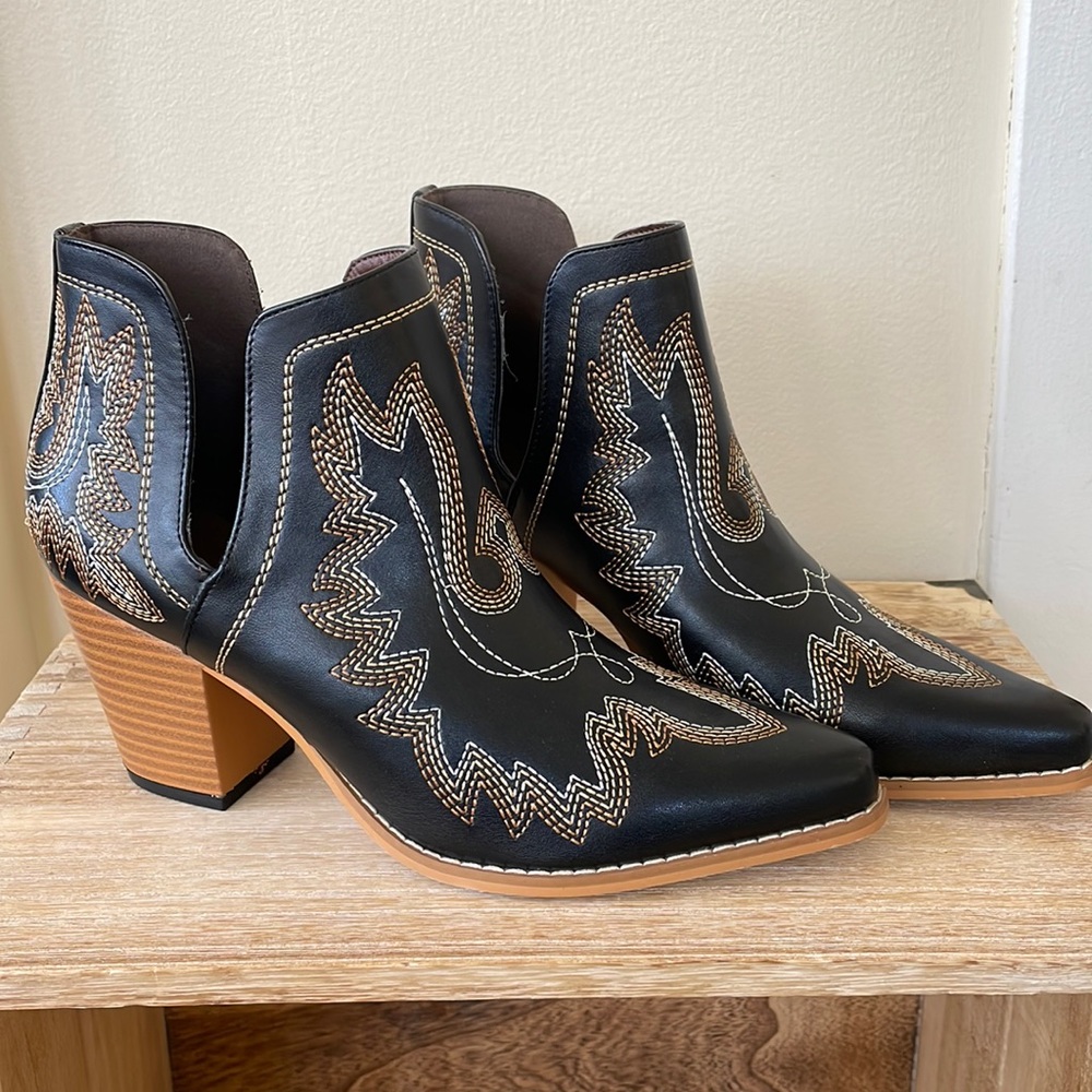 JoliMall Womens Cut Out Western Bootie- NWOT